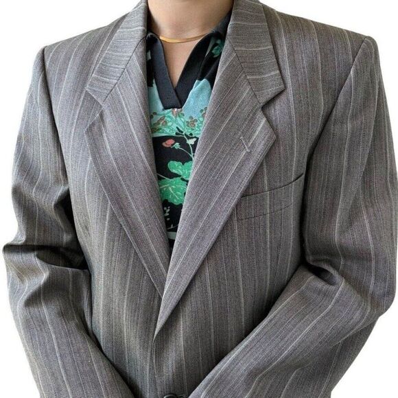 Vintage Yves Saint Laurent YSL Grey Striped Wool Preppy Sport Coat Blazer 40R - Picture 9 of 10